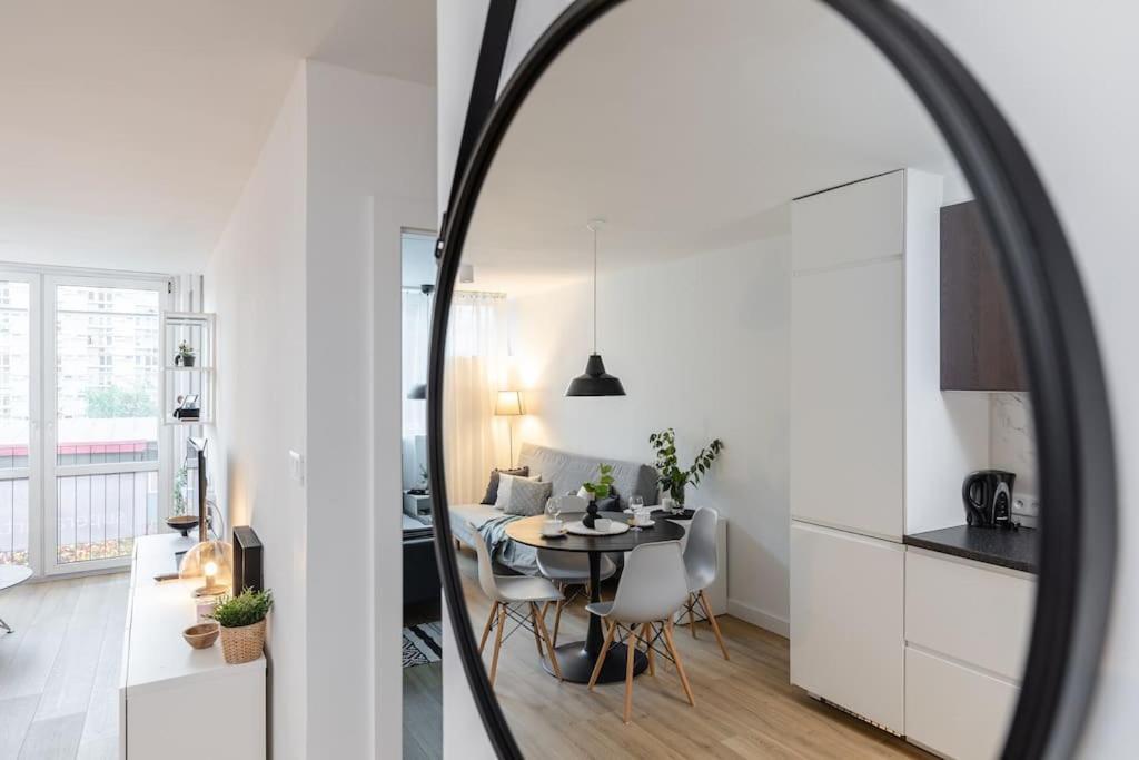 Superapart Jana Pawla Ii, 302 Cozy Urban Retreat, Perfect For Couples Butas
